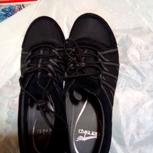 Women's Dansko Shoes